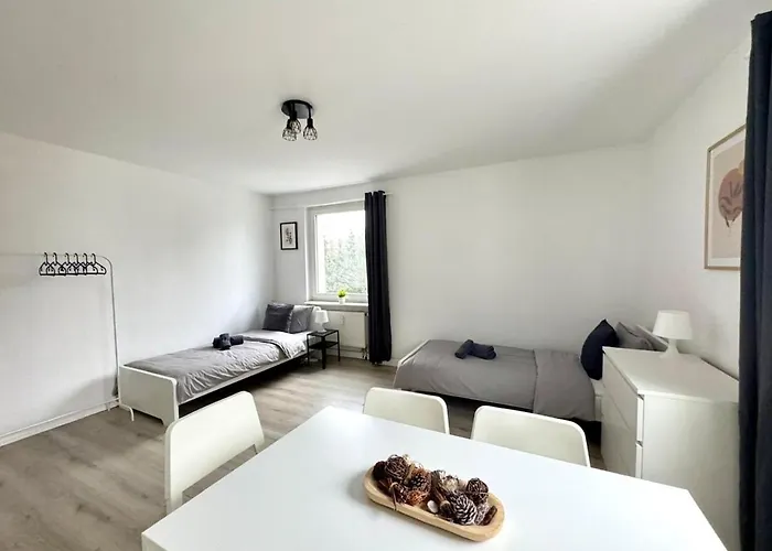 Sap07- Fitter's In Apartman *